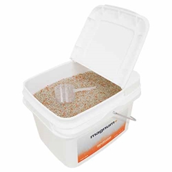 Tub of Magnum Balance Beads with Scoop